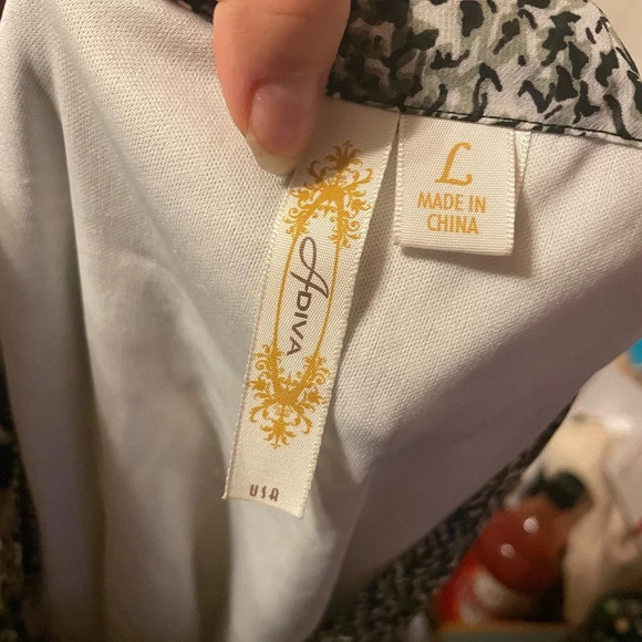 ADIVA RUFFLE FRONT BLOUSE - Picture 4 of 5